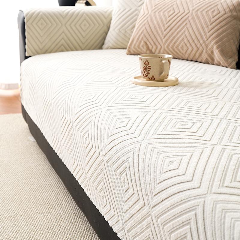 

Modern Simplicity Sofa Seat Cushions High-quality Anti-slip Couch Cover Cushion Sofa Towel Four Seasons Universal Light Luxury 70x50cm белый