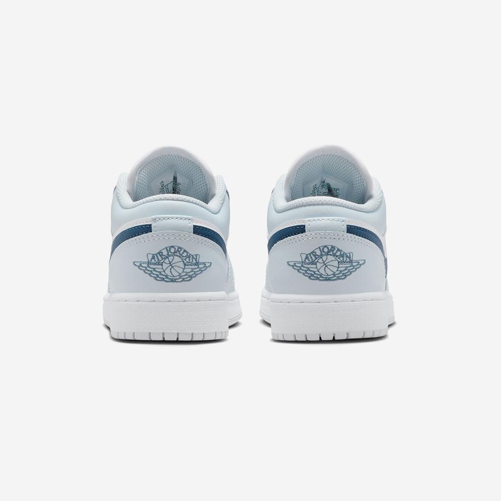 Jordan Gradeschool Low-Top Sneakers [553560-104]