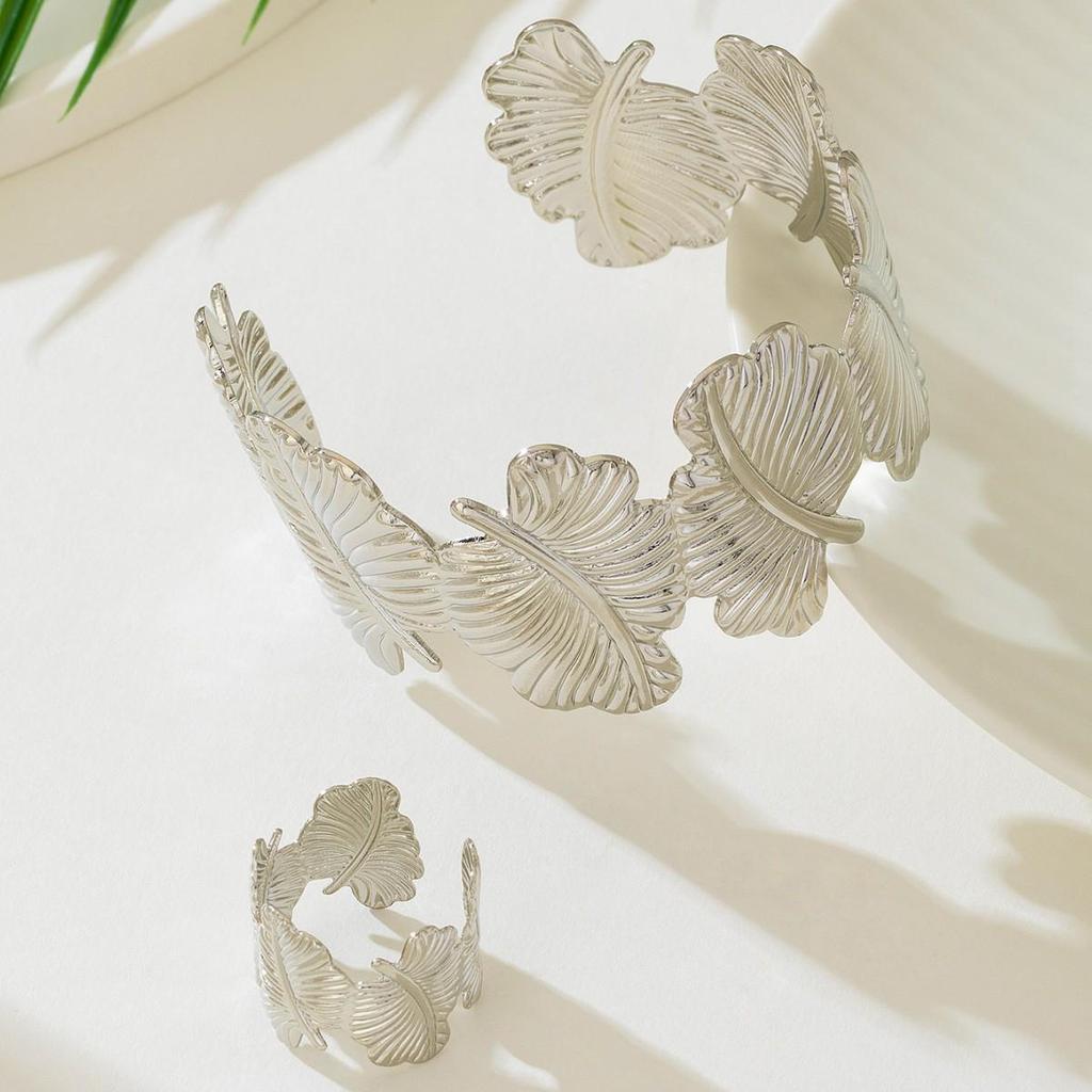 Retro Leaf Design Bracelet & Ring Set - Women’s Versatile High-End Accessory