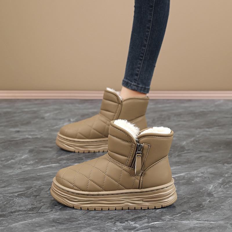 Fur integrated snow boots women's 2 new winter piled thickened cotton boots Harbin anti-skid and anti-skid