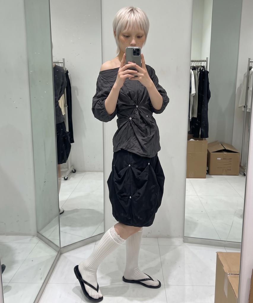 Dilettantism Rivet Drape Cocoon Skirt (Bk)