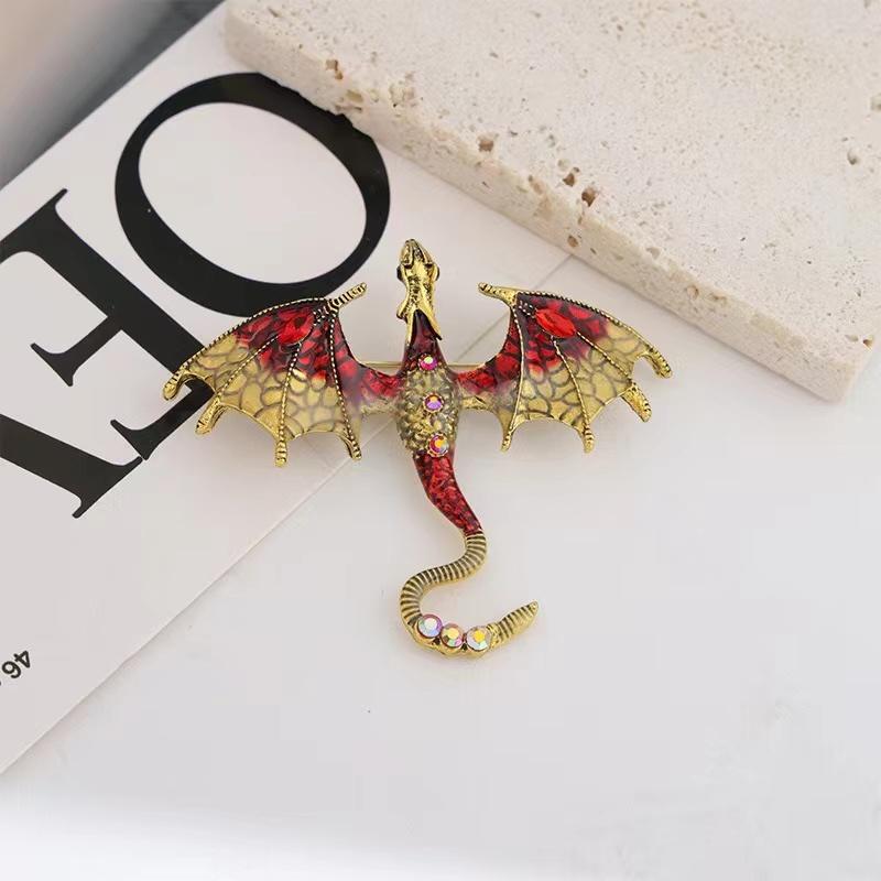 

Креативная имитация дракона, красочная ручная роспись, металлическая брошь для женщин и мужчин, стильные лацканные значки, ювелирные аксессуары, подарок one size красный