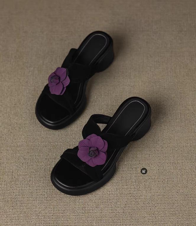 French Retro Floral Cross-strap Sandals, Versatile for Outdoor Wear, Summer 2026 High Heels