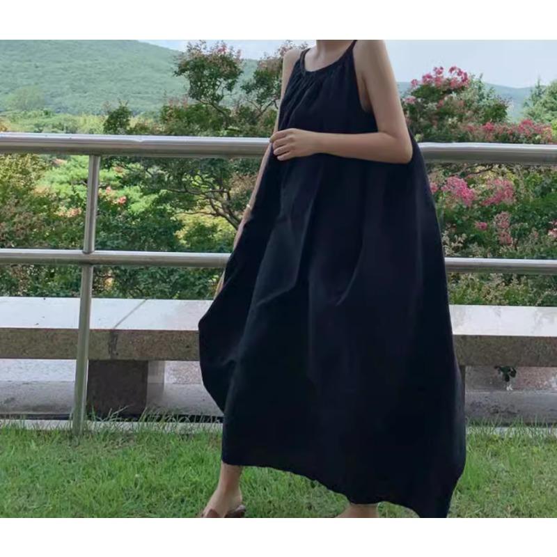 Sleeveless Halter Dress Loose and Slim Sleeveless Dress Over The Knee