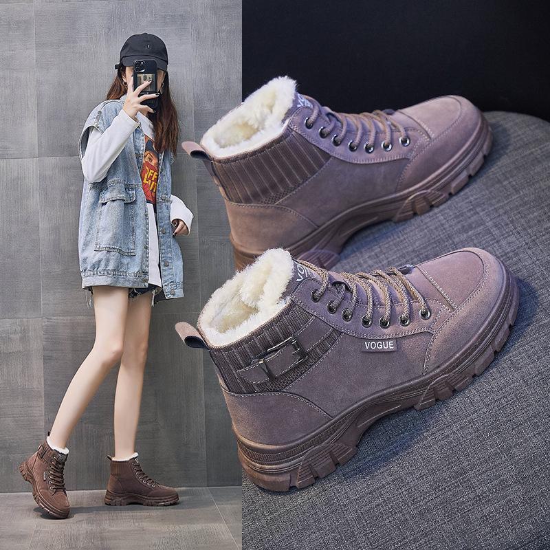 2024 Winter Korean Velvet Martin Boots for Female Students - Warm, Thickened Short Street Boots