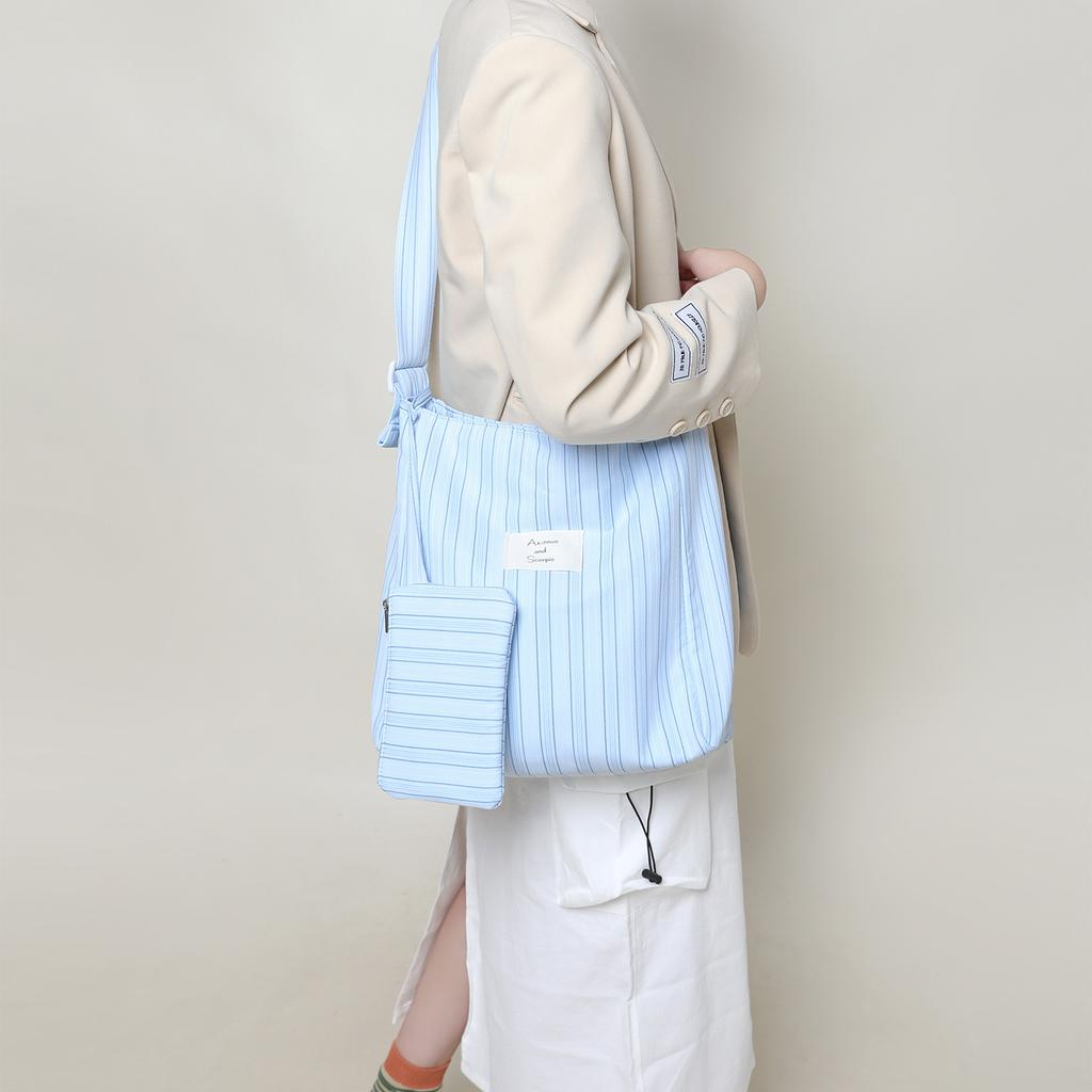 Commuting Niche Striped Large-capacity Tote Bag, Summer Fresh and Clean Single-shoulder Bag, Crossbody and Hand-carry
