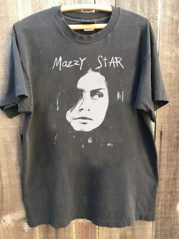 

Футболка с графическим принтом группы Mazzy Star, угольная, мужская, женская, репринт 90-х, S-5XL, унисекс M