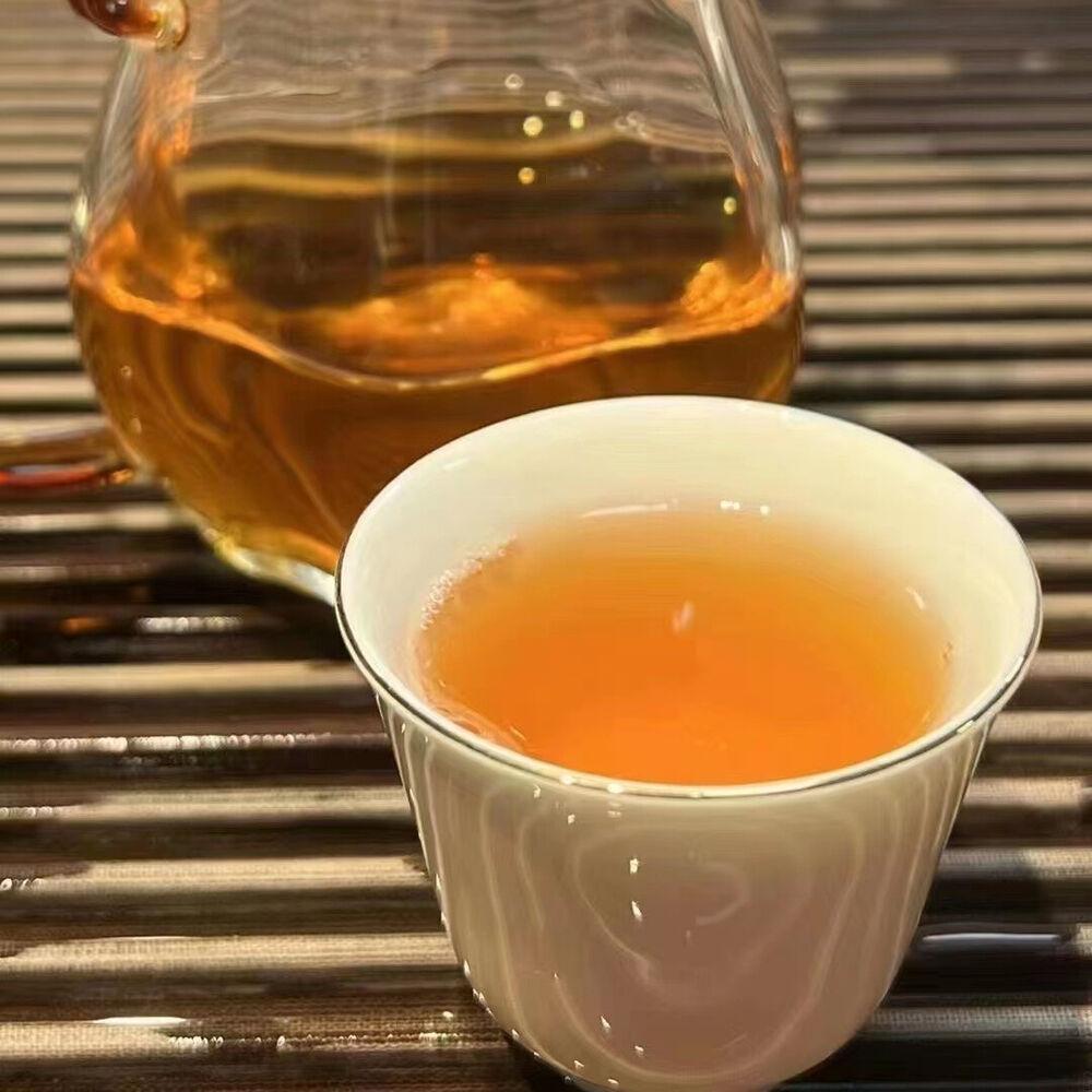 357g Bolo de Chá Yunnan Puerh Velho 2003 Pavão Bolo de Chá Sheng Pu-erh Chá Pu'er Envelhecido