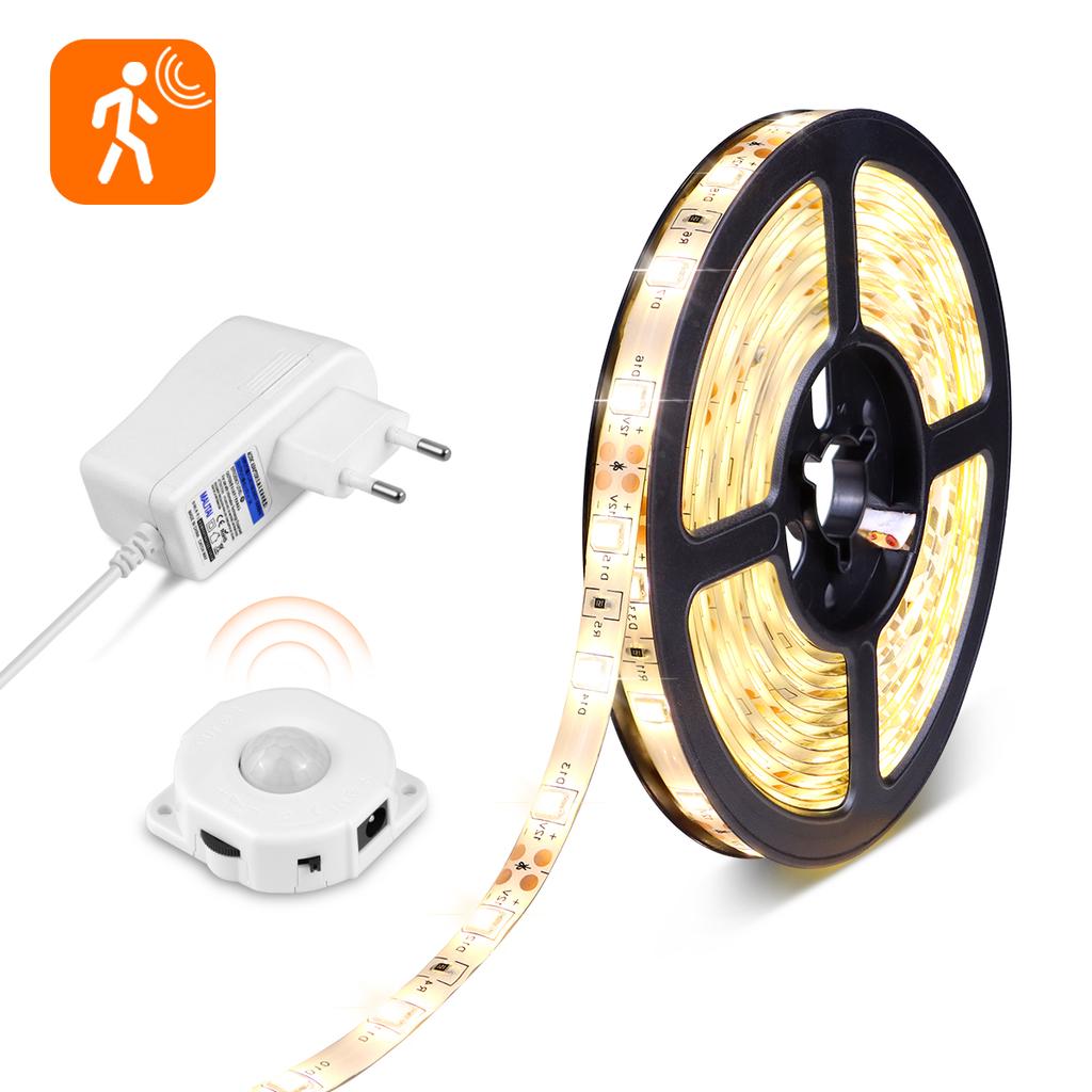 Bewegungssensor Licht Kabellos PIR LED Streifen Auto EIN/AUS Smart Nachtlampe Für Zuhause Küche Schrank Kleiderschrank Treppe Bett Hintergrundbeleuchtung