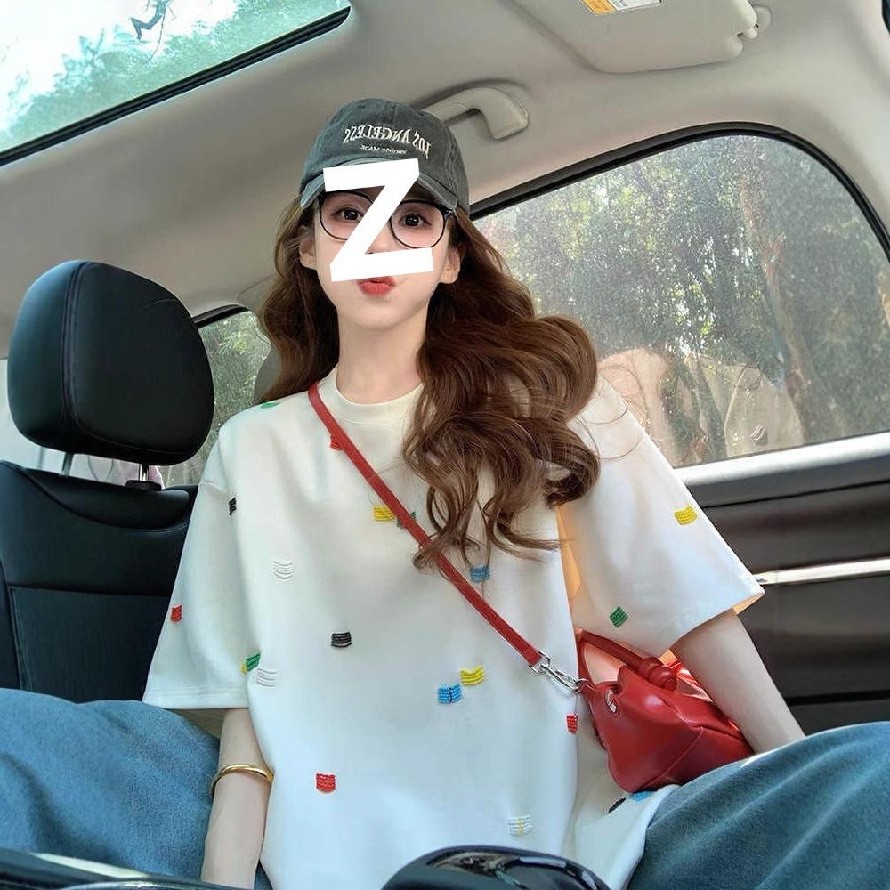 Summer New Sweet and Cool Style Color Embroidered Short-sleeved T-shirt Women's Loose Design Sense Niche Versatile Top Tide