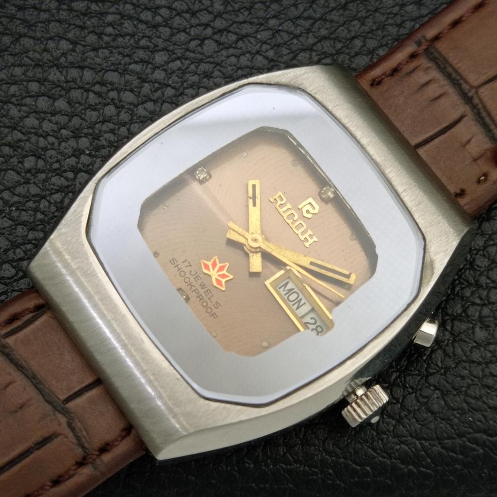 VINTAGE RICOH R31 AUTOMATIC JAPAN MENS ORIGINAL DIAL WATCH A707999-1