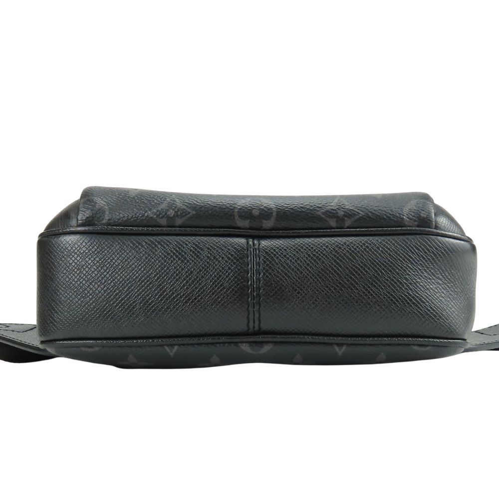 Used LOUIS VUITTON body bag Bum bag outdoor M30245 Taiga/Monogram Eclipse Noir Taigalama