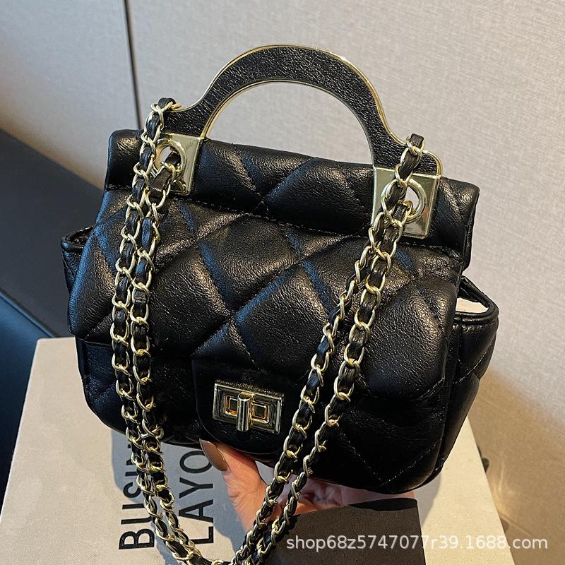 Popular 2025 New Versatile Bag Women's Rhombus Chain Bag Xiaoxiangfeng Crossbody Bag Underarm Bag Mobile Phone Bag