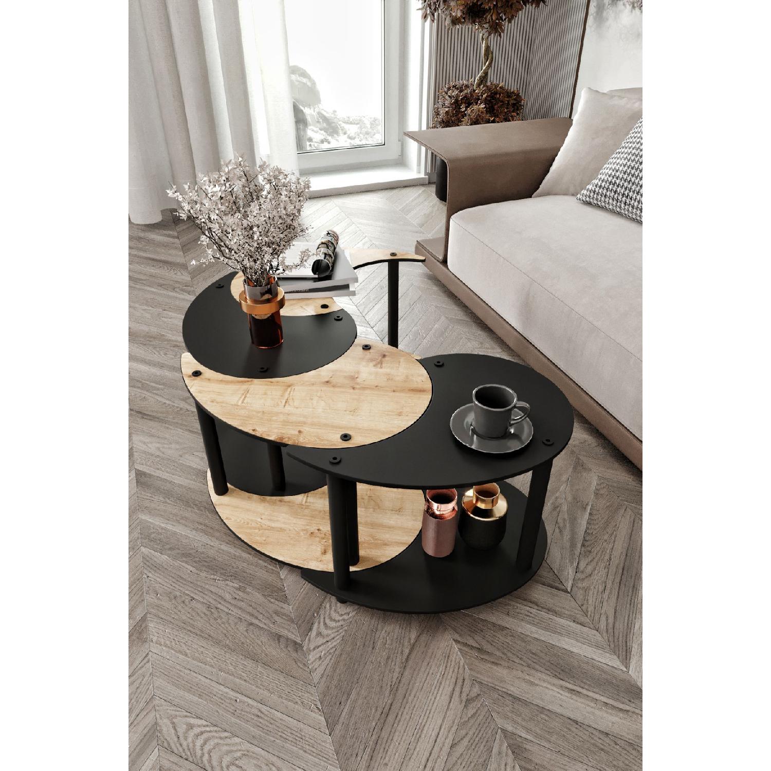 

Набор журнальных столиков Yin Yang Unity Serenity из 4-х предметов из черного дуба, 70 см