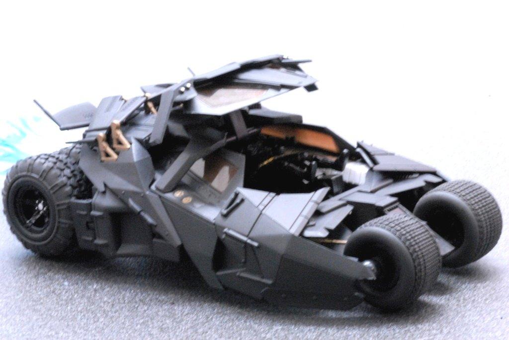 Special Effects Revoltech 043 Batman Begins The Dark Knight The Dark Knight Rises Batmobile Tumbler Painted Action Figure Non-Scale ABS&PVC
