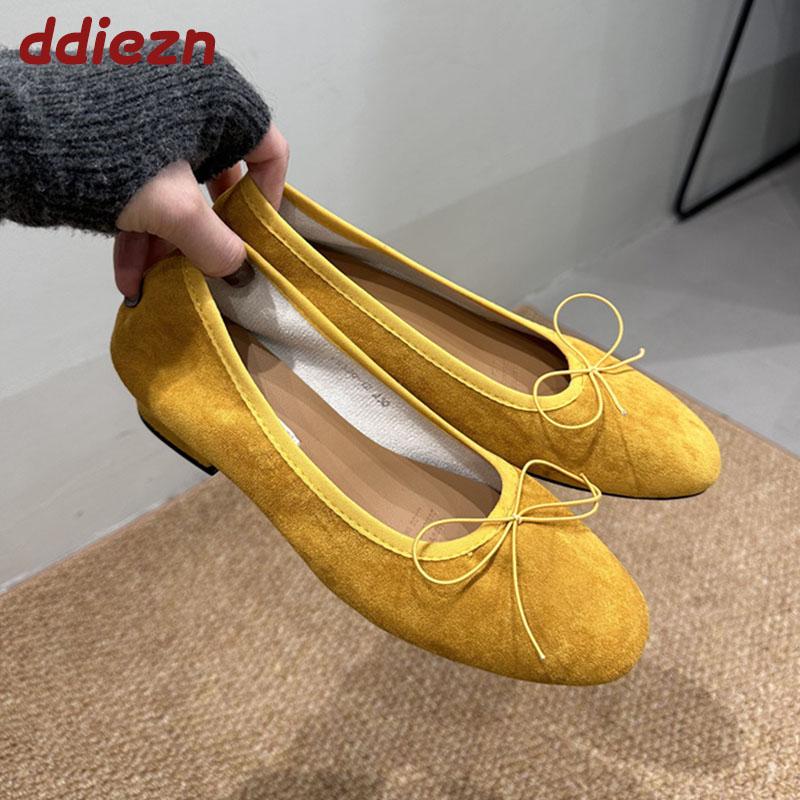 Mode 2025 Neue Damen Flache Damen Ballerinas Tanzschuhe mit niedrigem Absatz Schuhe Mode Runde Zehen Damen Flats Slipper