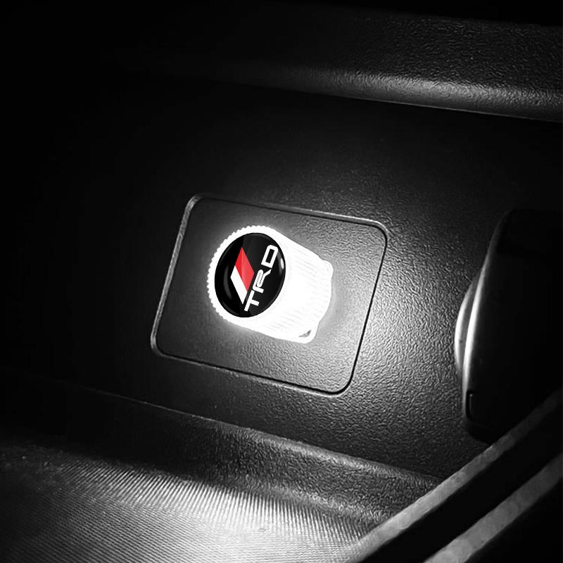 Nuova Auto Mini USB LED Luce Ambientale Spina Lampada Decorativa Atmosferica per Toyota GR TRD Camry Corolla Yaris Chr Auris Avensis T25