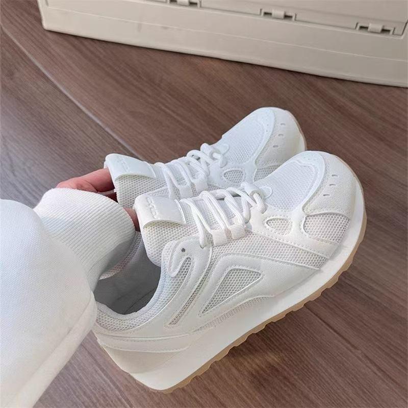 Simple Casual Sports Shoes Autumn New Soft Sole Light and Comfortable Mesh Breathable White Shoes Women