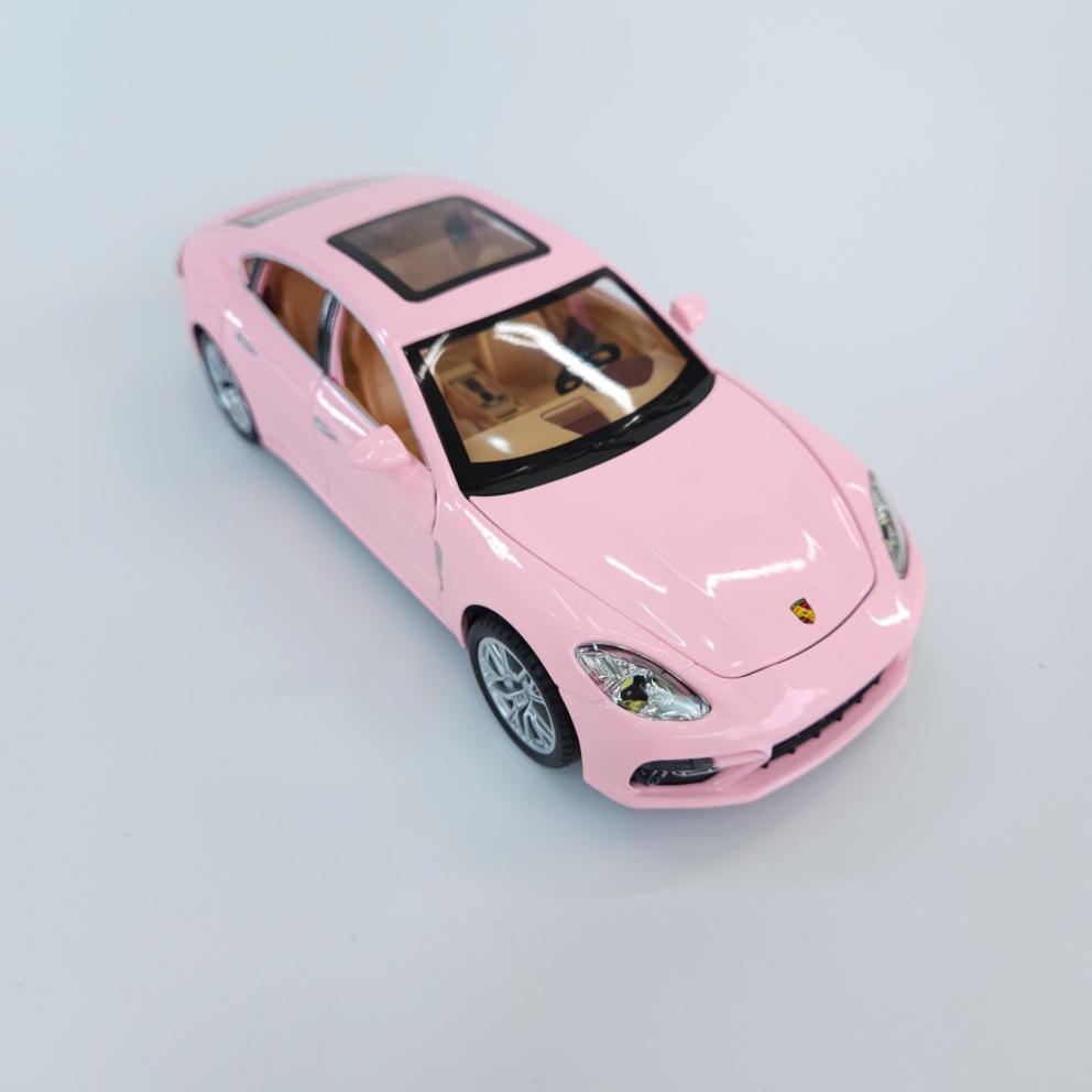Welly 1:24 Pink Porsche Panamera Diecast Car Model