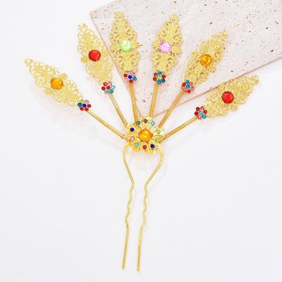 Vlasový styling – Ozdoby do vlasů