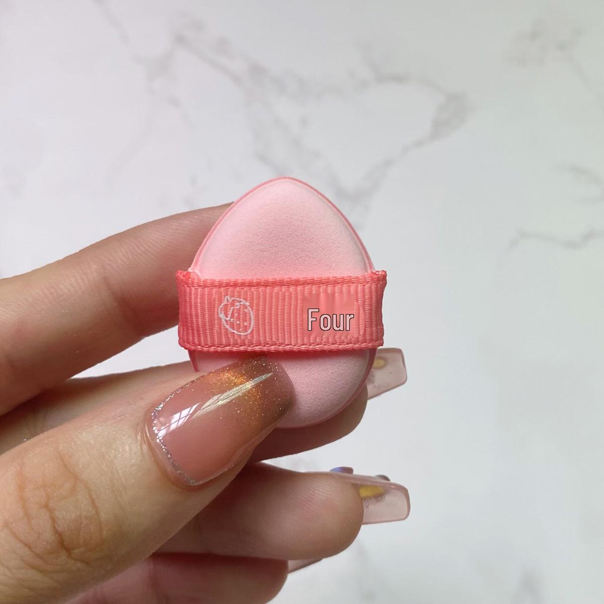 Dual-Use Mini Marshmallow Puff: Non-absorbent Fingertip Cushion Sponge for Wet/Dry Concealer