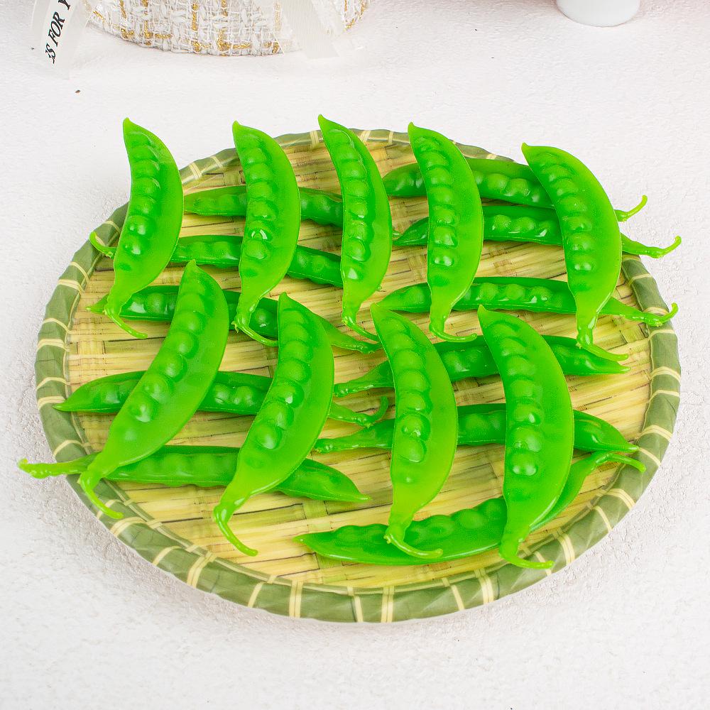 Simulated Snow Pea Pod Dollhouse Toy - Pretend Play Kitchen & Photography Prop