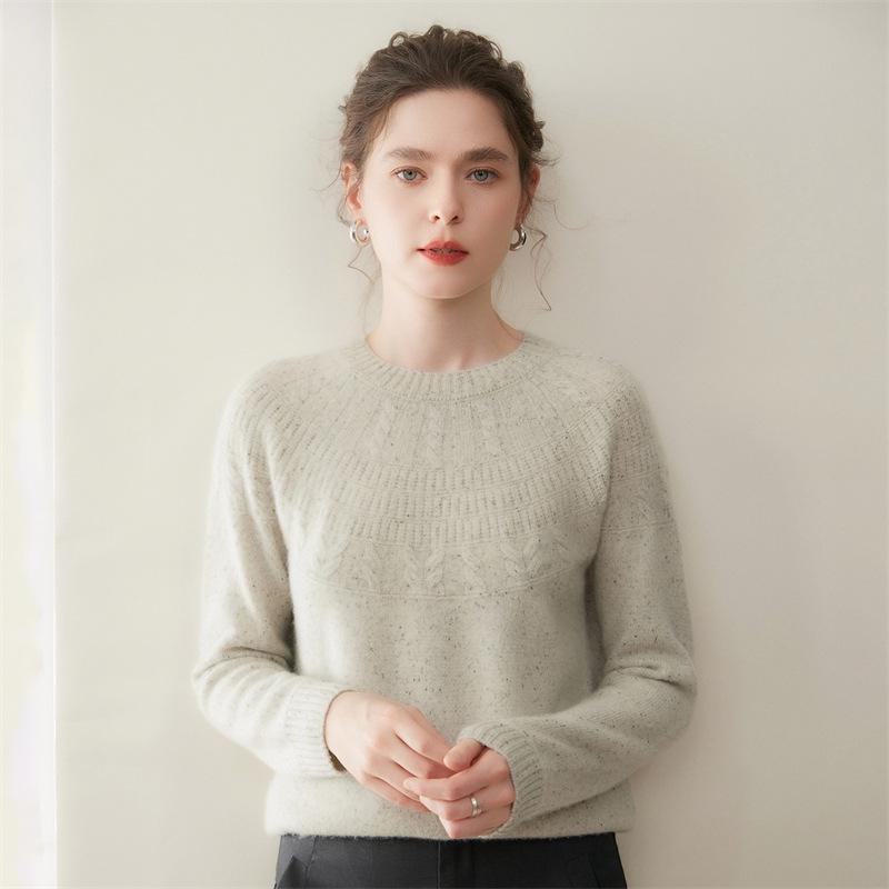 Women's Cashmere Knit Long Sleeve Pullover - Versatile Round Neck, Thick, Solid Color, Perfect Base Layer for Autumn/Winter
