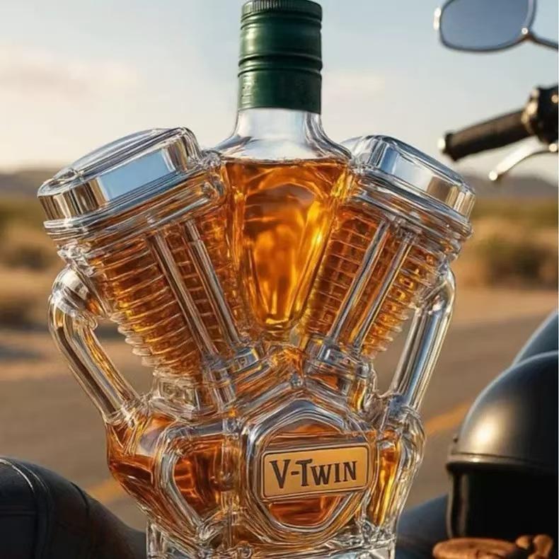 V-Twin Engine Whiskey Decanter High Borosilicate Glass Wine Bottle Decorative Spirits Carafe