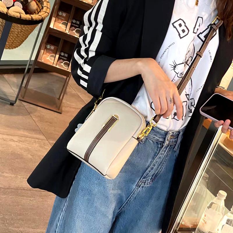 Leather mini bag, new fashion trendy girl holding vertical soft leather mobile phone bag, one shoulder crossbody women s bag 15*8*19 бежевый