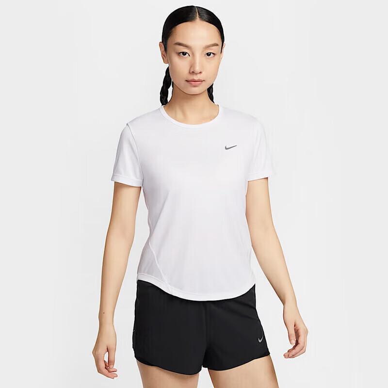 NIKE Women s AS W NK TEMPO DF SS TOP T-Shirt L