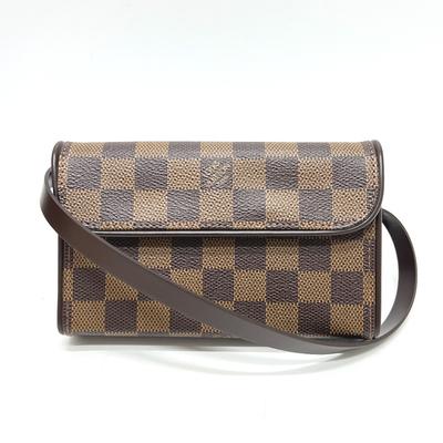 Koffer & Taschen – Marken-Second-Hand-Taschen