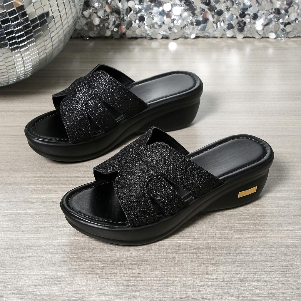 Zehentrenner mit dicker Sohle, coole Hausschuhe für Damen, aus weichem Leder, vielseitige Ein-Wort-Hausschuhe, Sommer 2025, neue Muffin-High-Heel-Hausschuhe