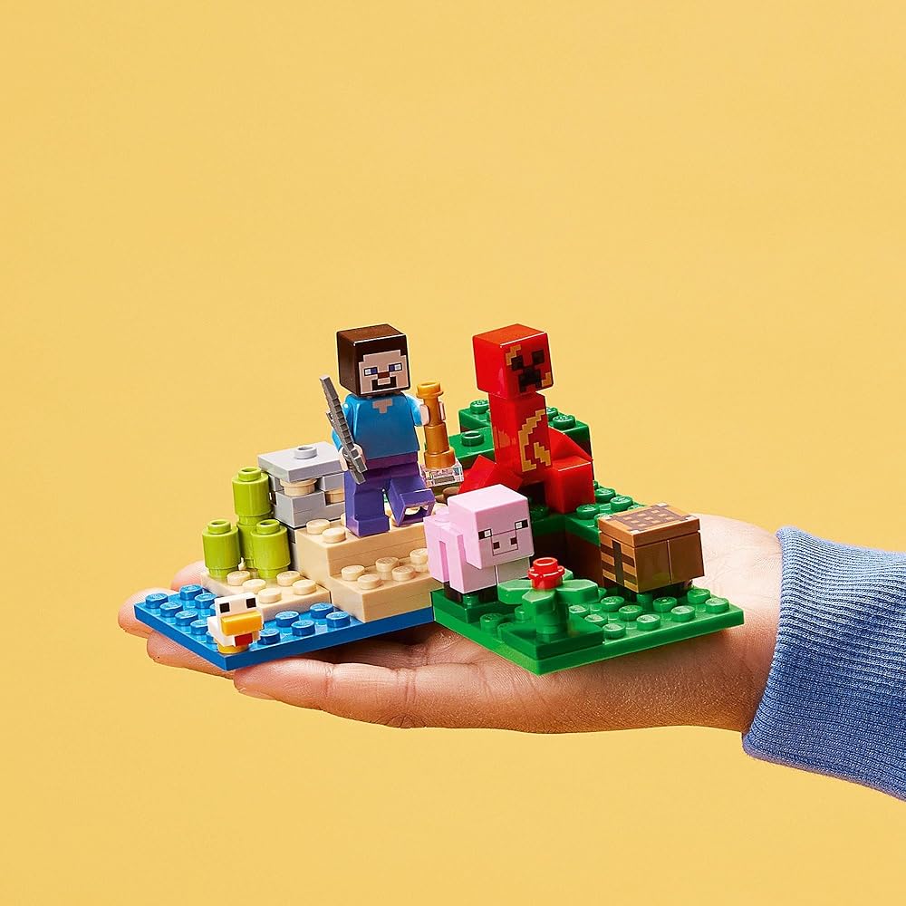 LEGO Minecraft Creeper Showdown Set 21177 Building Blocks Toy for Kids Ages 7 and Up