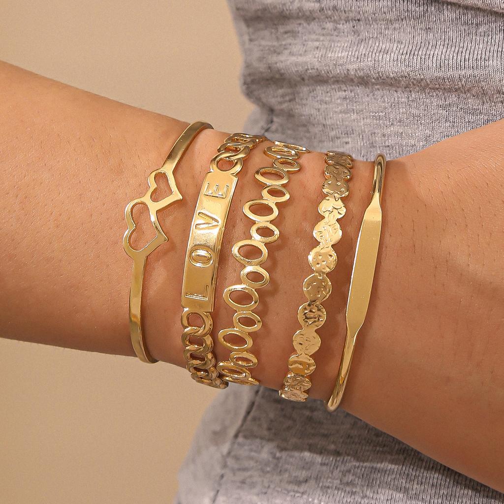 Striped rhombus pattern exaggerated personalized twist design multi-layer opening stacked bracelet women's bracelet set