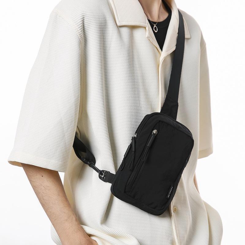 Fashion Commuter Sports Outdoor Men's and Women's Breast Bags, Mobile Phone Bags, New Versatile Travel Shoulder Messenger Bags