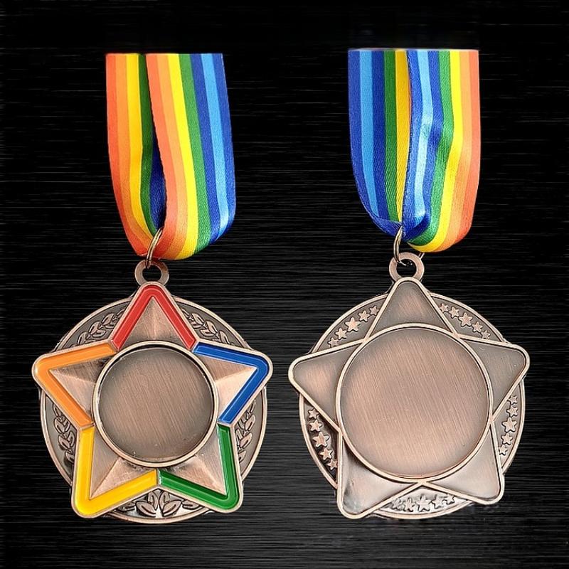 1 st Flerfärgad Femstjärnig Medalj Med Färgat Band Guld Silver Koppar Färg Medalj För Olika Tävlingar Souvenir Tomma Medaljer