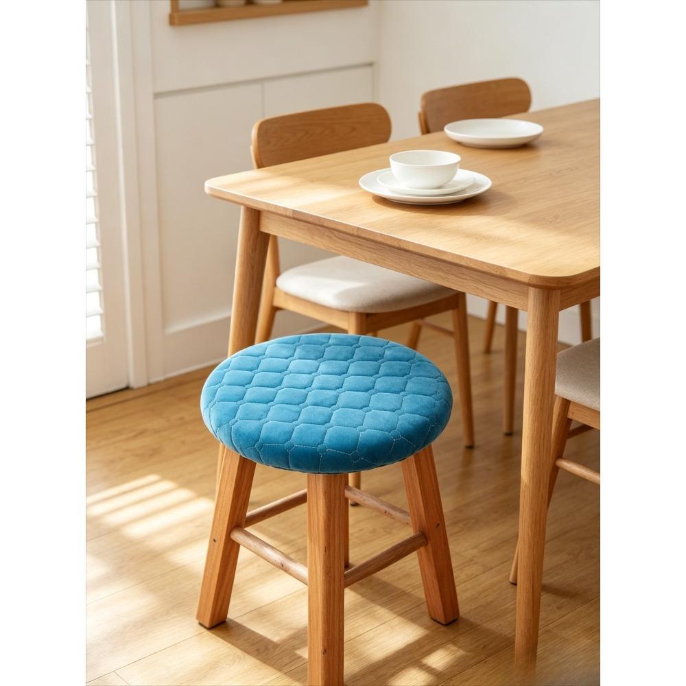 A Solid Color Circular Cushion Suitable for Living Room Sofas, Bedrooms, and Offices