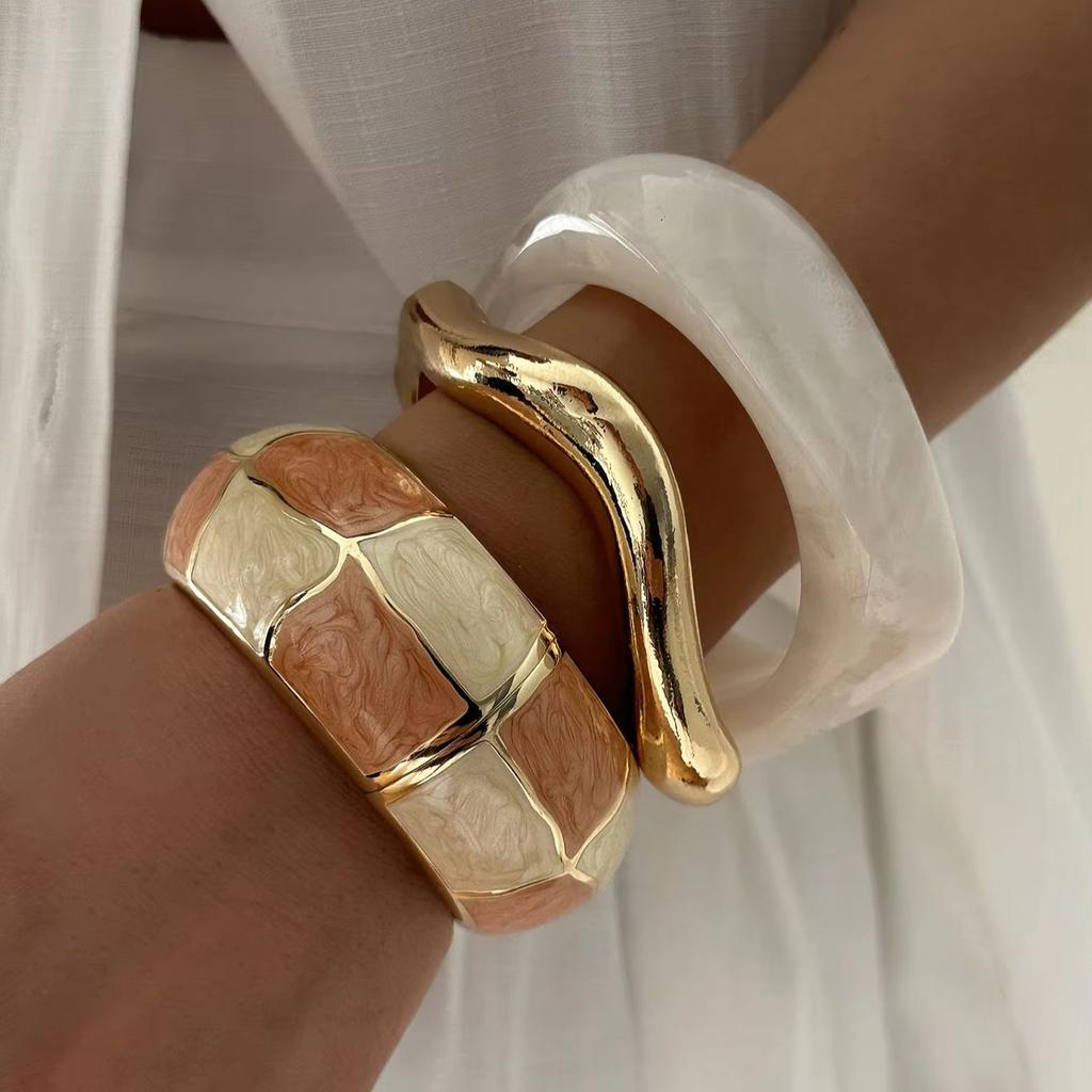 Vintage Emaille Tropföl Metall Armreif für Damen Herren Punk Grün Beige Dickes Harz Acryl Manschettenarmreif Party Ästhetik Schmuck