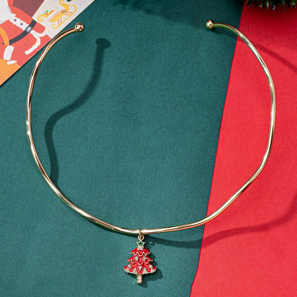 A Simple and Elegant Christmas Tree Pendant Collar Jewelry Zinc Alloy Enamel Christmas Tree Pendant Christmas Jewelry Gift