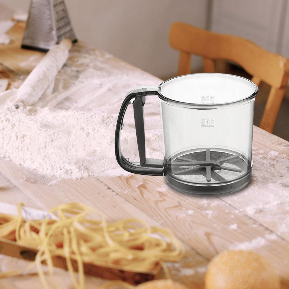 Hand Crank Flour Sieve Semi-Automatic One Hand Press Crank Sifter Plastic Sugar Powder Sieve Cup Practical Baking Tool for Home