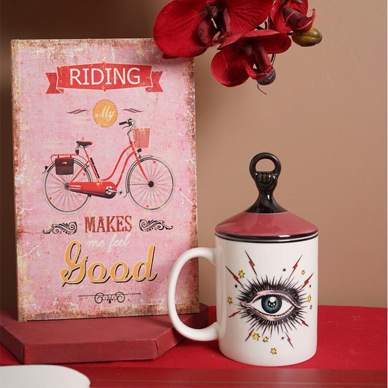 Mysterious Eyes Design Ceramic Mug Tazas De Ceramica Creativas Milk Mug with Double-sided Pattern Design with Lid