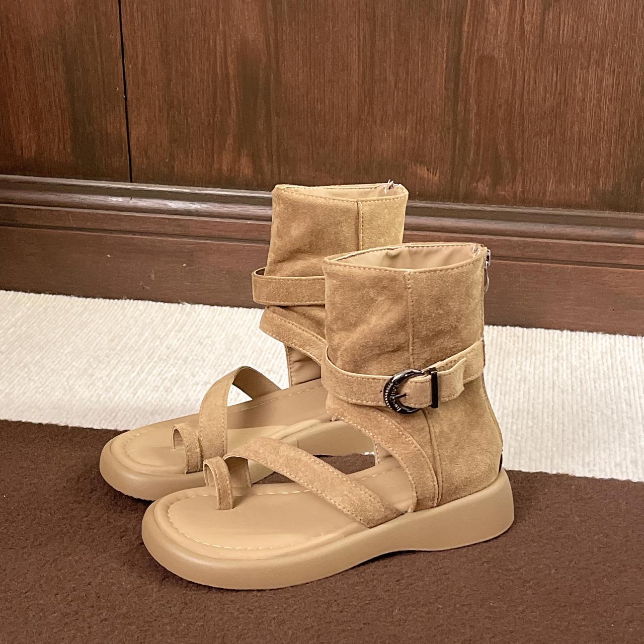 

Маленькие тонкие крутые ботинки на платформе для женщин, популярные сандалии в иностранном стиле на толстой подошве для женщин на весну и осень 35 хаки