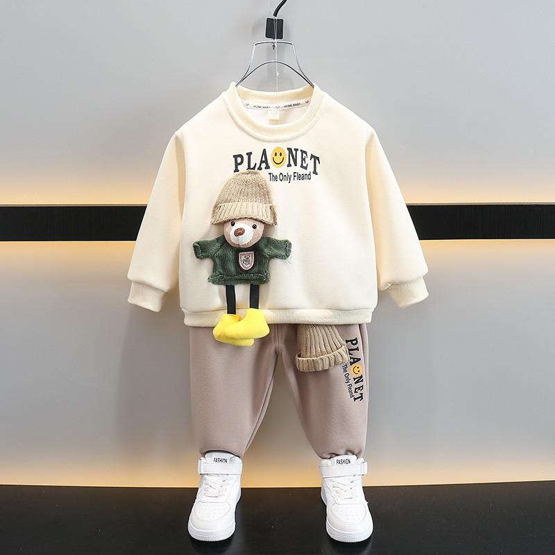 Stilvolles Frühjahrsoutfit für Kleinkinder Jungen mit trendigem Bären-Sweatshirt und langem Hosen-Set