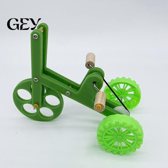 Pedal Activated Bird Toy Parrot Training Bicycle, Funny Bike Toy, Creative Bicycle Green for Birds Intelligent Development Durable