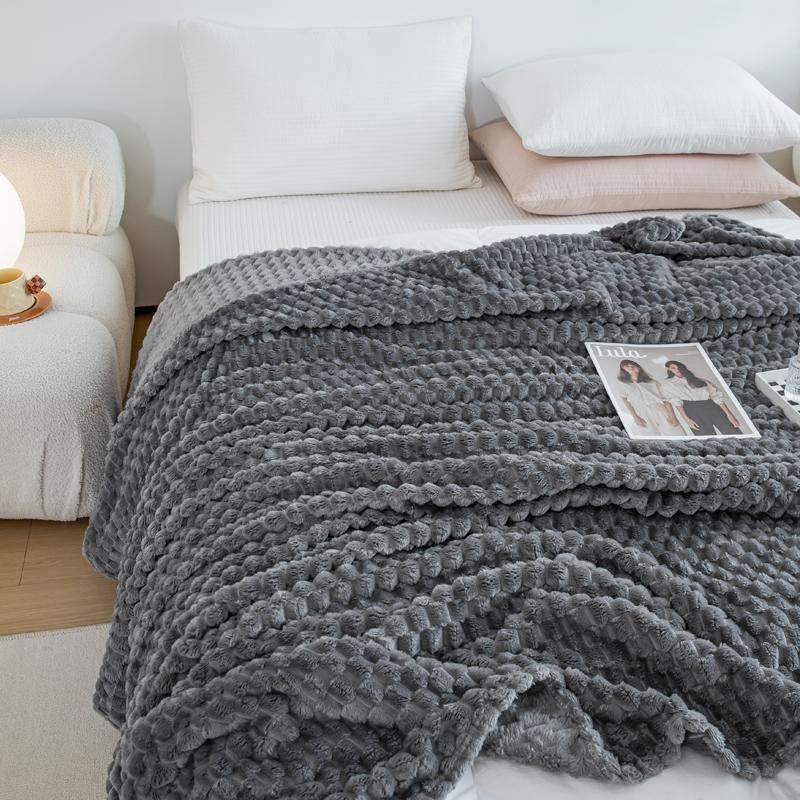 Plaid Plush Blanket Luxury Warm Fluffy Soft Solid Color Blankets Queen King Size Bedding for Bed, Couch, Chair, Sofa Washable