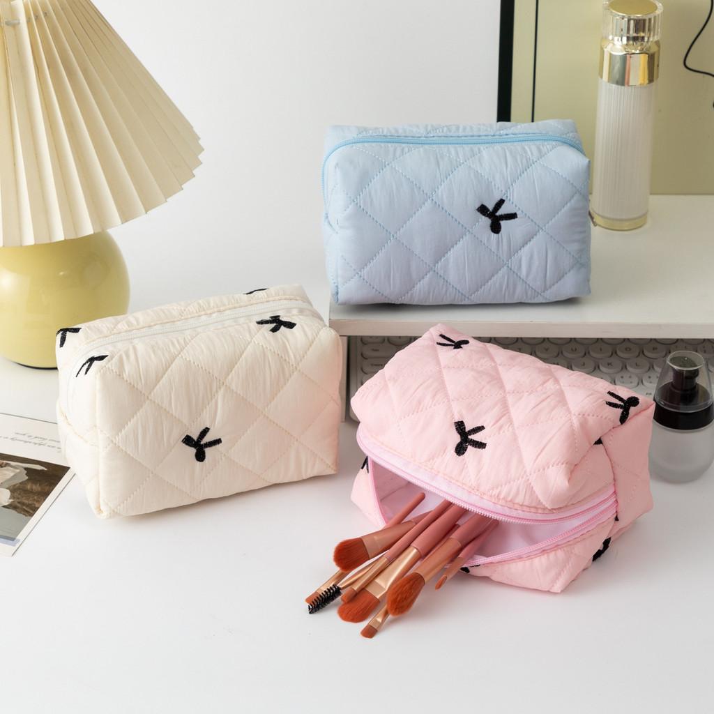Polyester Geometric Embroidered Makeup Bag With Bow For Travel And Daily Use