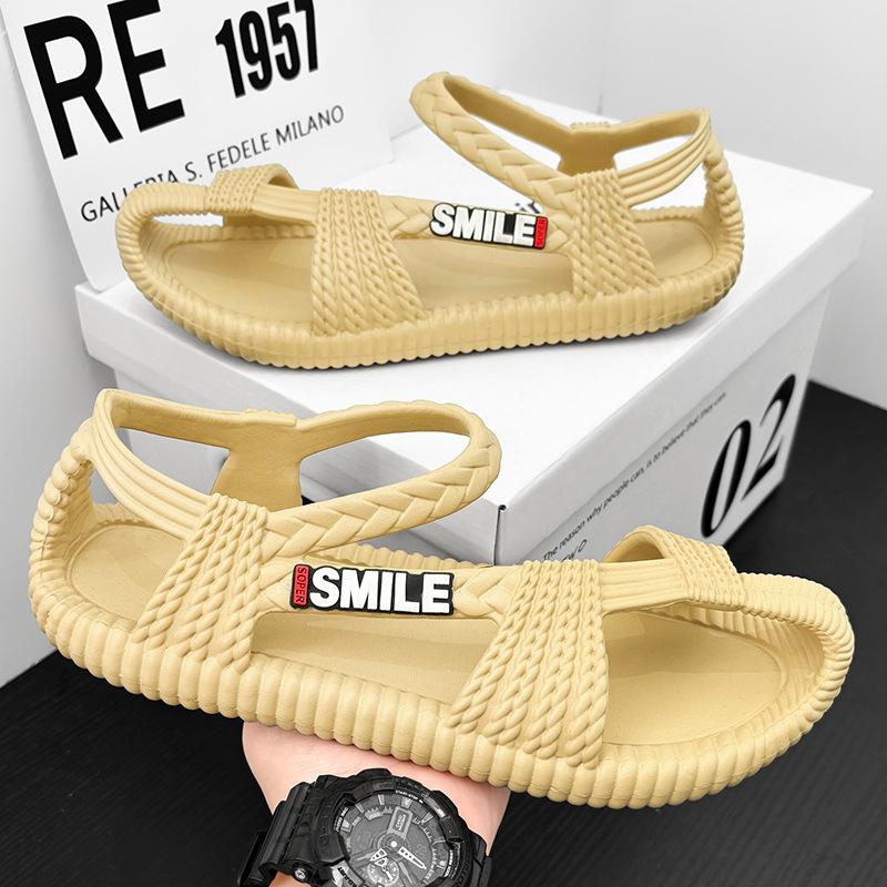 2025 summer couple retro EVA straw shoes men's breathable beach sandals casual non-slip wading cold slippers