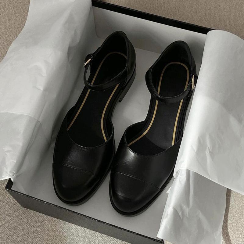 

Xiaoxiangfeng one-word buckle genuine leather Mary Jane single shoes women s summer side empty bag head thick heel platform sandals 40 белый