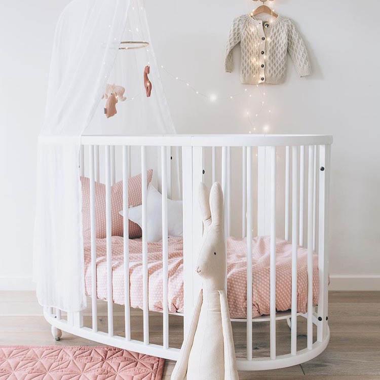 INS Bolin Multifunctional Solid Wood Round Baby Bed: Convertible Twin and Co-Sleeping.