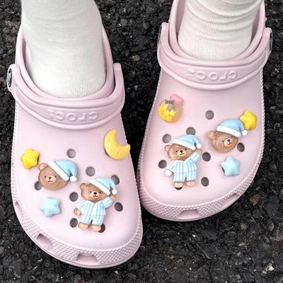 Neuer Süßer Cartoon-Bär Schlafhut Crocs Charms - Abnehmbares Schuhdekorationszubehör